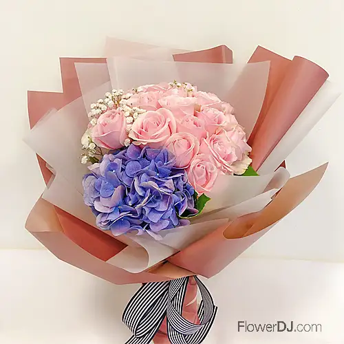 粉玫瑰繡球花束送台北 台北花店推薦