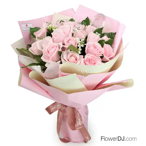 情人節推薦粉玫瑰花束-送愛心發光燈飾