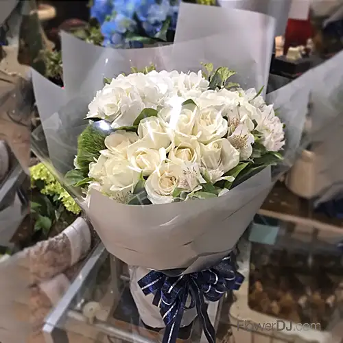 白玫瑰花束 台北花店送花