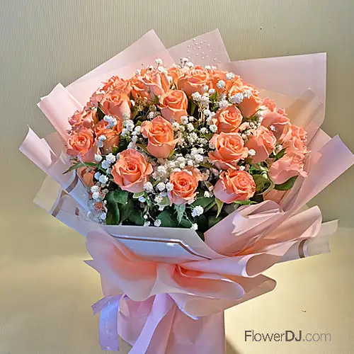 花店推薦33朵粉色玫瑰 花束