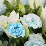 花青色桔梗百合花束