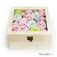 盒裡的真情-香皂花盒  